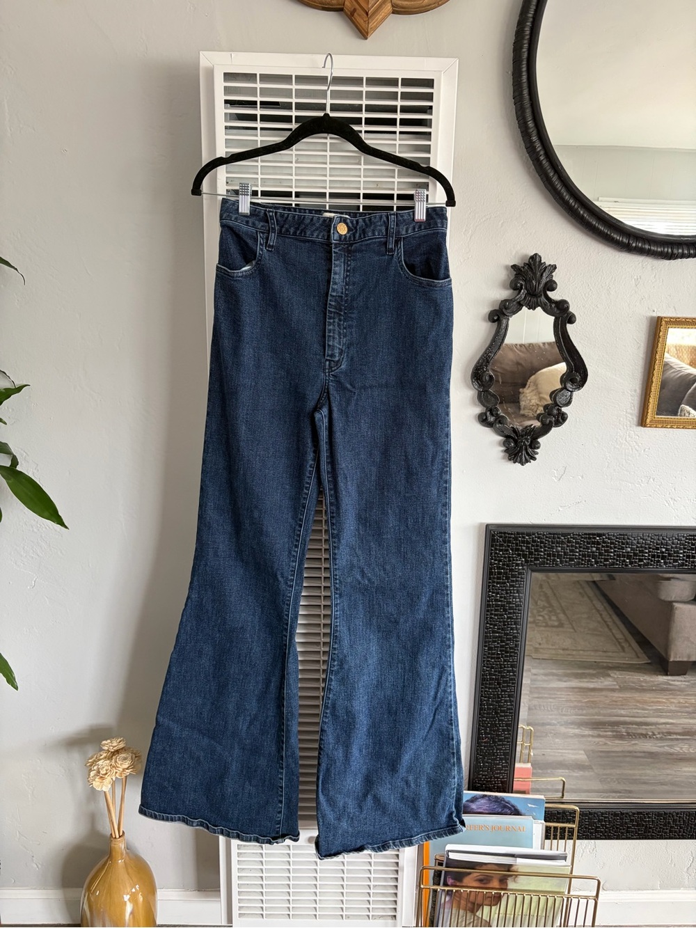 Show me your Mumu hawn flare dark denim jeans size 30